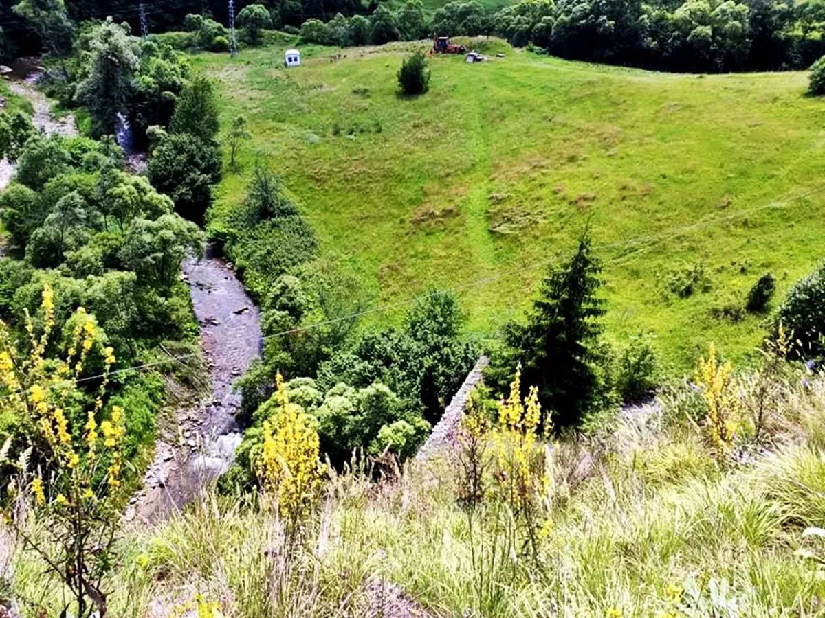 Experiencia de Tirolesa y Vía Ferrata en las Montañas Ródope