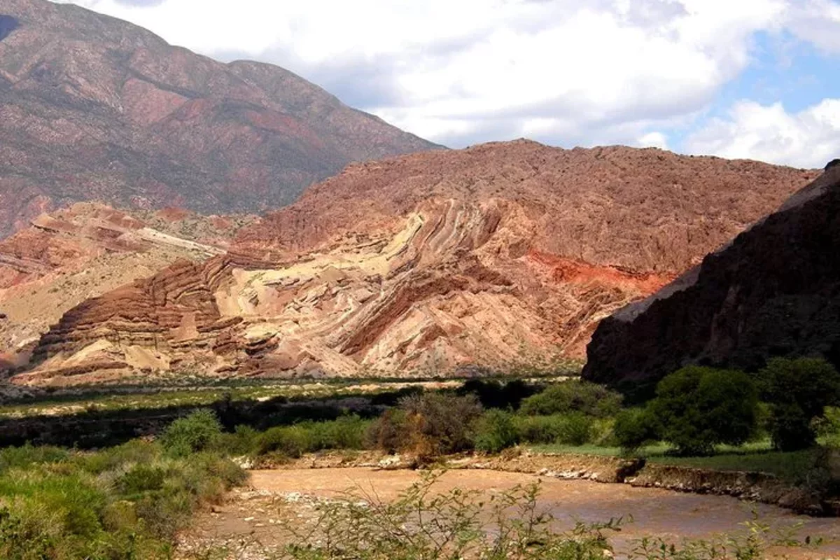 Tour de Cafayate, des vignobles et des vallées Calchaquíes au départ de Salta