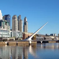 Kleingruppen-Stadtrundfahrt Buenos Aires und Flussfahrt