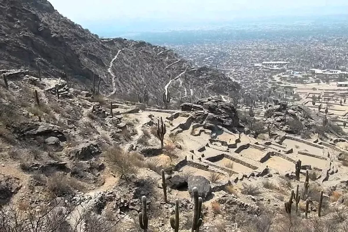 Excursion d'une journée complète à Tafi del Valle et aux ruines de Quilmes depuis Tucuman