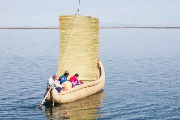 2-Day Tour Lake Titicaca: Uros Floating Islands, Amantani Island & Taquile Island
