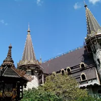Castillo de Ravadinovo Insólito