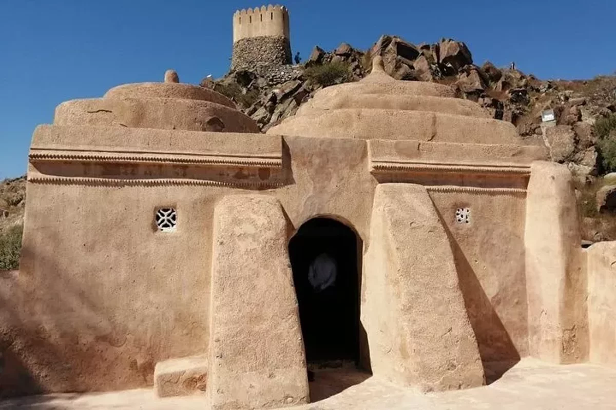 Full-Day East Coast Fujairah City Tours from Dubai