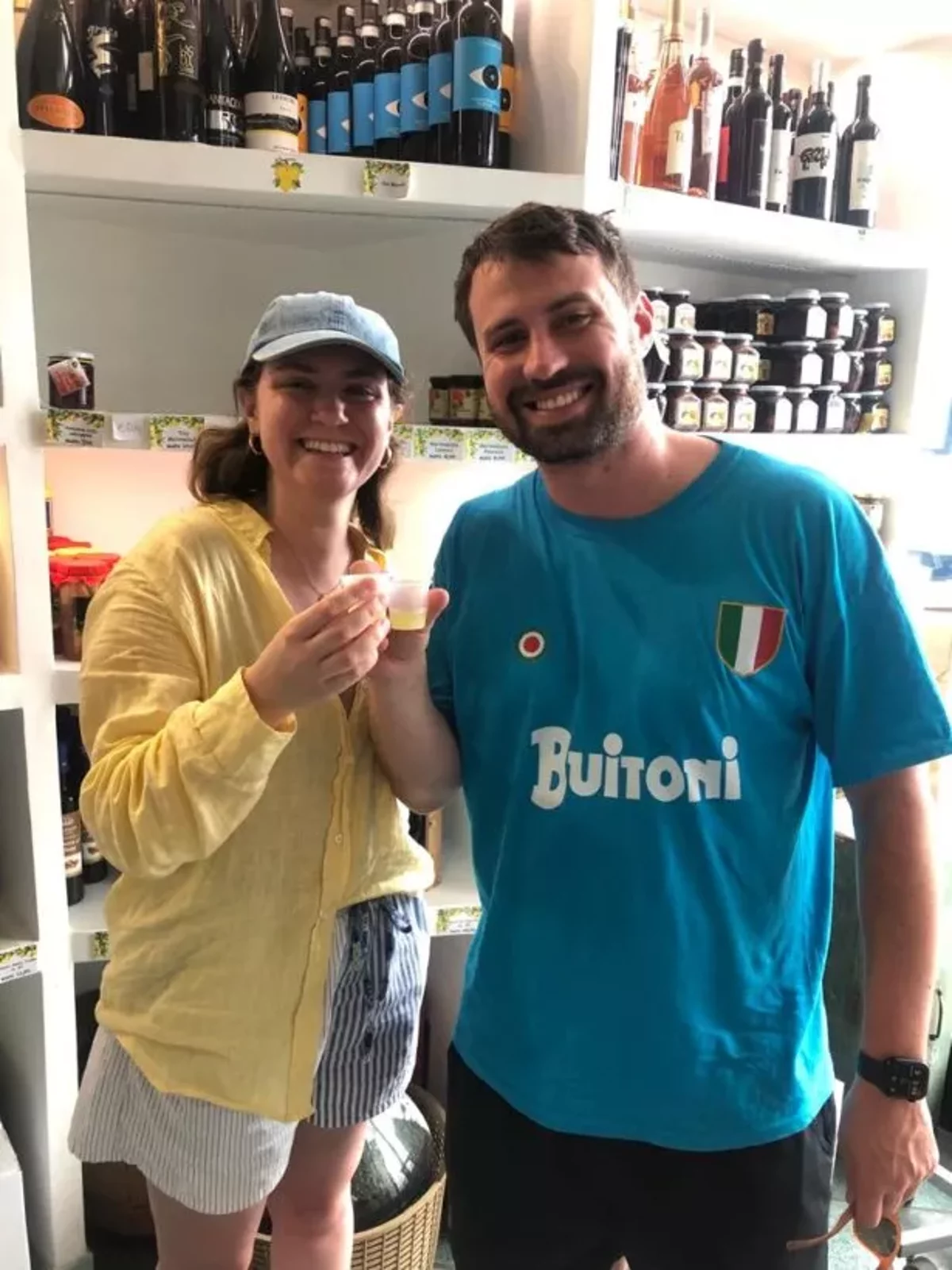 El Limoncello de Sorrento: Tour y Degustación en una Fábrica Frente al Mar con 150 Años de Historia
