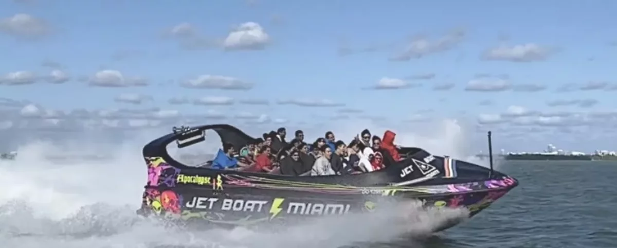Miami Jet-Boot-Fahrt und Hop-On-Hop-Off-Tour mit dem Doppeldecker ab Bayside Marketplace