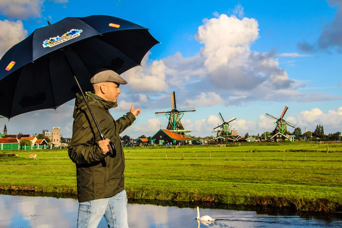 Tour nach Zaanse Schans, Edam, Volendam und Marken
