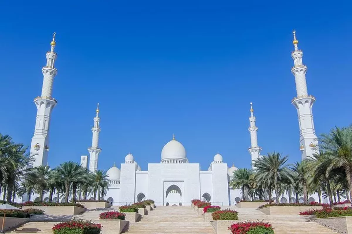 Excursión desde el Puerto de Abu Dhabi: Tour Privado por los Lugares Destacados de la Ciudad de Abu Dhabi