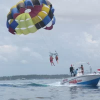 Приключение с парашютом, катание на надувных лодках и дайвинг в Nusa Dua