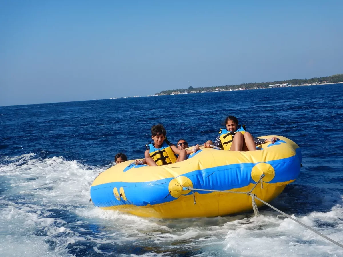 חוויית רכיבת טיובינג, דג מעופף והליכת ים ב-Nusa Dua Marine