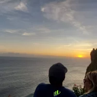 Coucher de Soleil au Temple d'Uluwatu et Spa