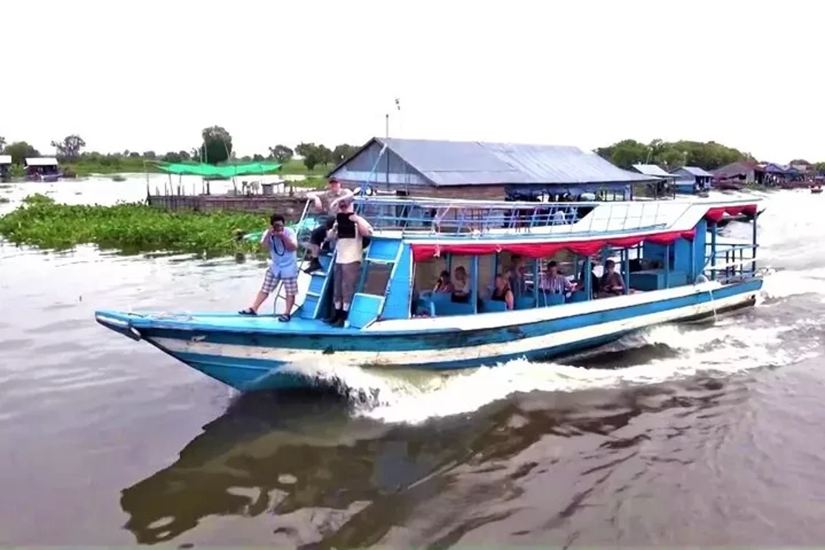 Viaje en barco panorámico de Siem Reap a Battambang