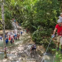 Dunns River Falls, Zipline, Bamboo-Rafting, Ausritt Tour