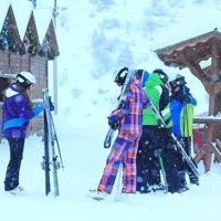 SAFED-DARA: Esquí, snowboard, tour de un día