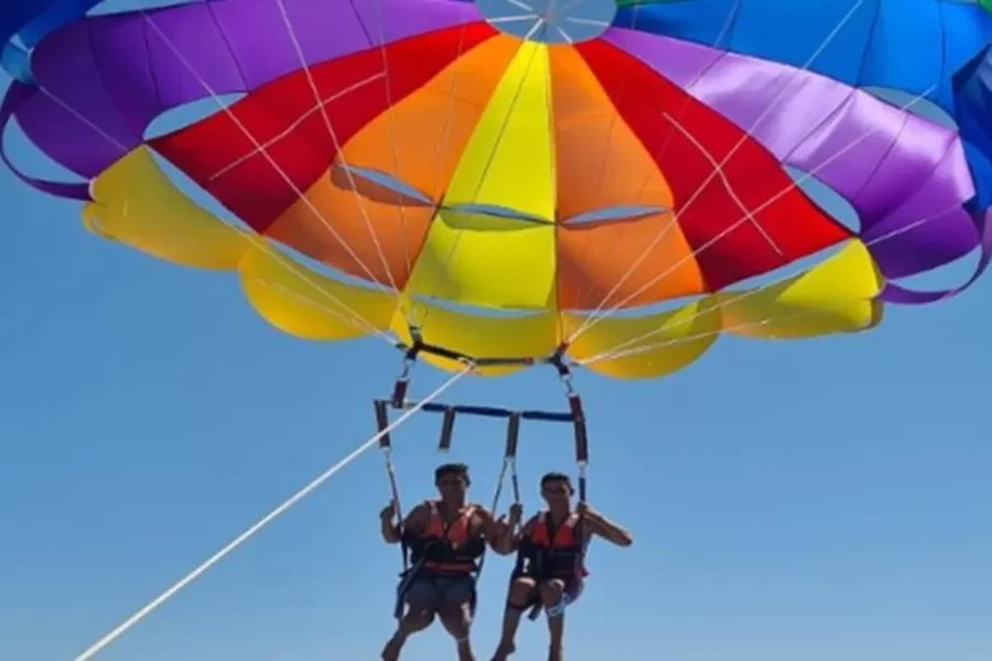 Parasailing in Eilat