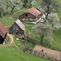 Village life in Transylvanian Carpathian mountains - 8 days