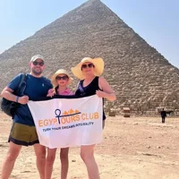 Cairo, Giza Pyramids and Sphinx Tour by Bus from Sharm El-Sheikh