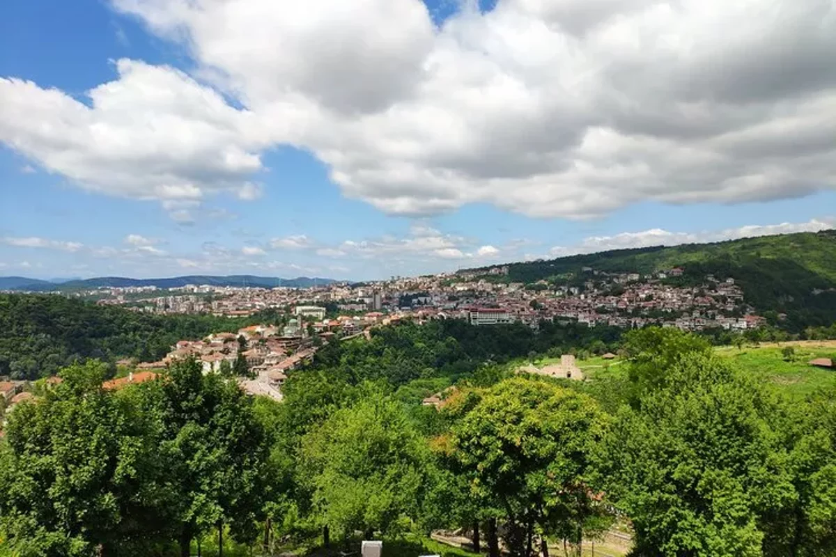 Visite virtuelle privée de Veliko Tarnovo avec un guide local